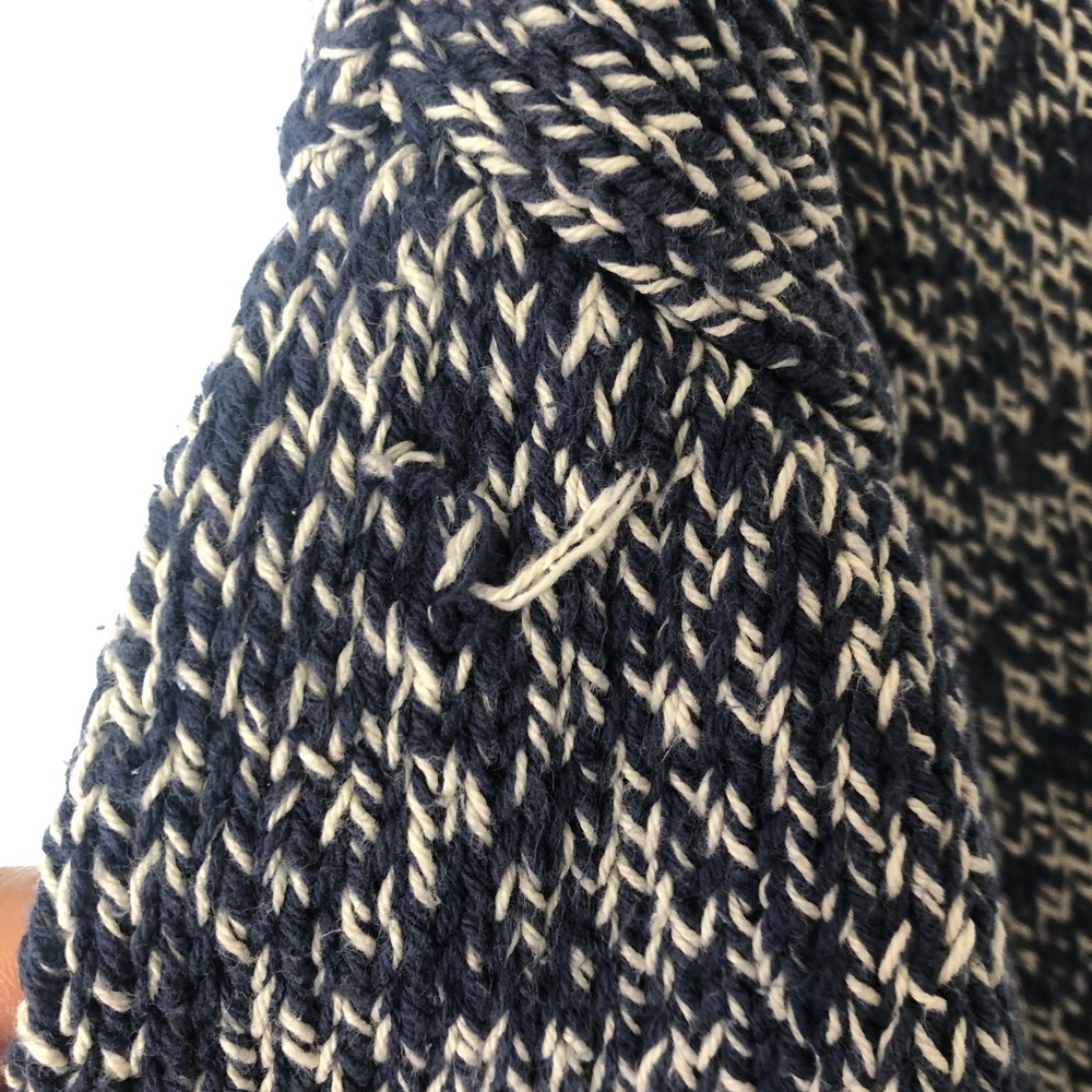 90s Grunge Sweater - Picture 3 of 4